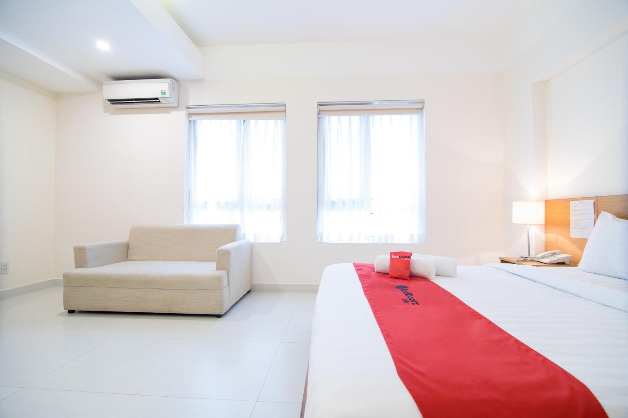 Reddoorz Plus Near Secc D7 Ho Chi Minh-Byen Eksteriør billede